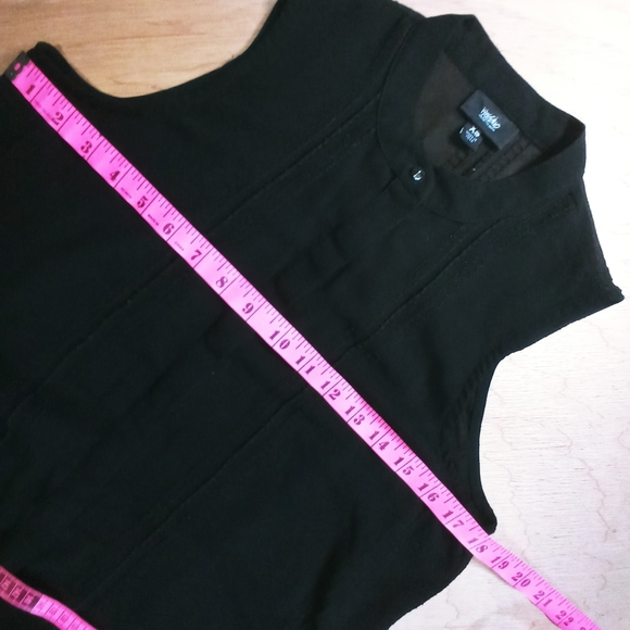 Mossimo High Low Top - Picture 8 of 11